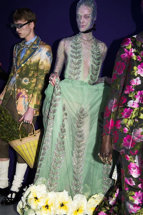 gucci cerimonia 2017|Gucci’s Fall 2017 Collection Will Be the Only Good Thing Left .